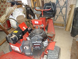 Property photo 57 - Personal Property Auction, Tractors, Dozer, Implements, Lawn & Garden, Tools, Antiques, Furniture & Household